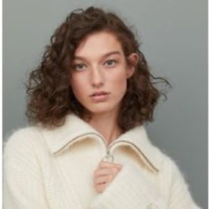 Meet your Posher, Esme